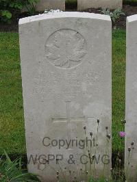 Etaples Military Cemetery - Shenton, Sidney